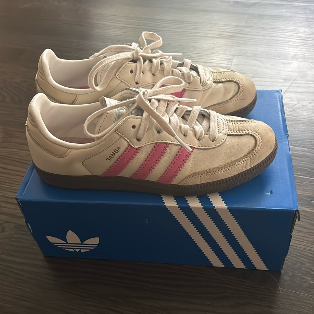 Adidas Samba Cream and Pink Casual Shoes